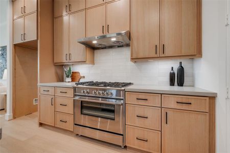 New construction Single-Family house 1728 Ridgewood St, Houston, TX 77006 null- photo 8 8