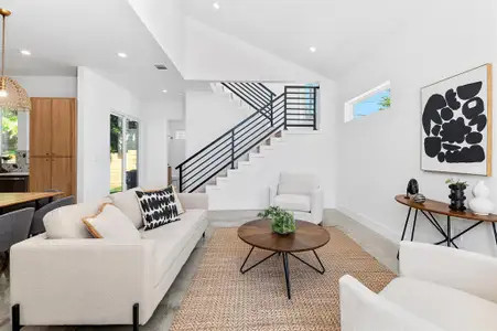 New construction Single-Family house 106 W Croslin St, Unit 1, Austin, TX 78752 - image 6