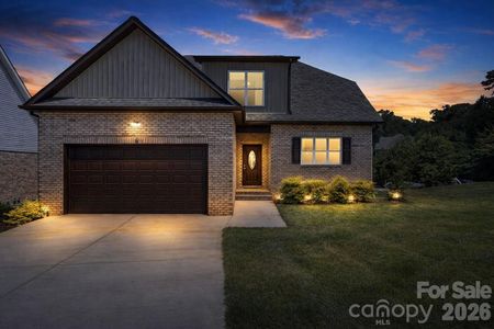 New construction Single-Family house 1033 12Th Avenue Dr Nw, Hickory, NC 28601 - image