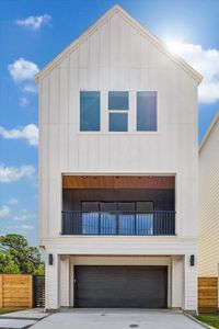 New construction Single-Family house 3402 Market St, Houston, TX 77020 - image