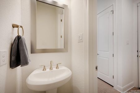 New construction Single-Family house 619 Dorstrasse, New Braunfels, TX 78130 null- photo 11 11