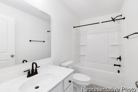 New construction Single-Family house 415 Plentiful Wy, Benson, NC 27504 plan The Lenox - image 14