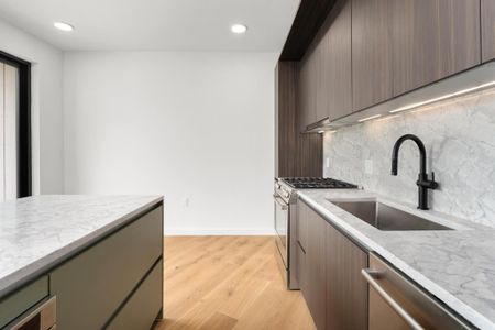 New construction Condo house 2209 S 1St St, Unit 206, Austin, TX 78704 null- photo 12 12