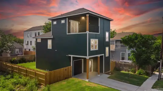 New construction Single-Family house 326 Cactus, San Antonio, TX 78203 - image