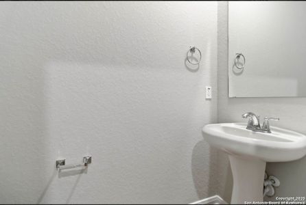 New construction Multi-Family house 8339 Runner, San Antonio, TX 78249 - image 3