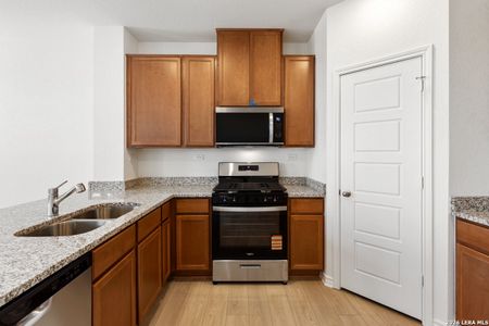 New construction Single-Family house 10045 Jagger Ave, Converse, TX 78109 plan Plan 1772 - image 9