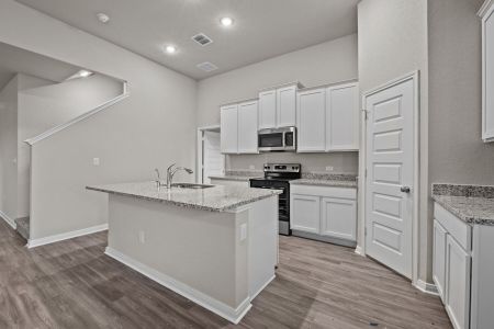 New construction Single-Family house 7407 Toledo Bnd, San Antonio, TX 78252 null- photo 7 7