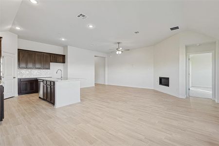 New construction Single-Family house 4340 Biddle St, Midlothian, TX 76065 Premier Series - Palm- photo 18 18