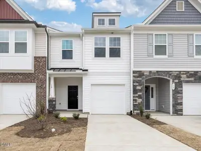 New construction Townhouse house 937 Kensley Grove Ln, Unit #40, Fuquay Varina, NC 27526 - image