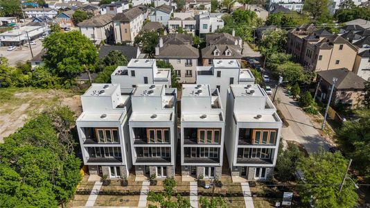 New construction Single-Family house 4415 Caroline St, Houston, TX 77004 null- photo 0