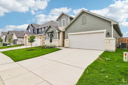 New construction Single-Family house 938 Earp Blvd, San Antonio, TX 78260 plan The Holly (4004) - image