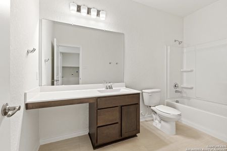 New construction Single-Family house 405 Panther Wy, Seguin, TX 78155 null- photo 8 8