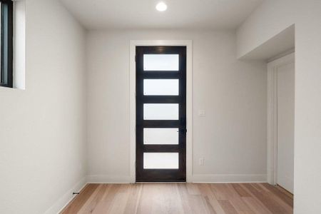 New construction Single-Family house 711 N Paleface Ranch Rd, Unit 7, Spicewood, TX 78669 - image 6