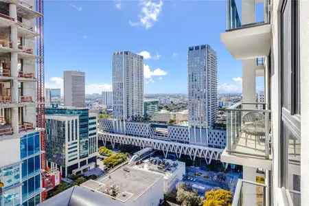 New construction Condo house 11 Ne 6Th St, Unit 2307, Miami, FL 33132 - image