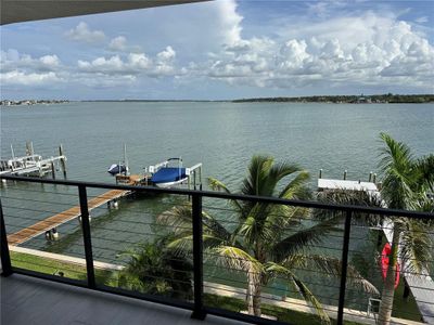 New construction Single-Family house 7973 Causeway Blvd N, St. Petersburg, FL 33707 - image