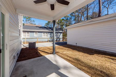 New construction Single-Family house 405 Simmons Ave, Summerville, SC 29483 null- photo 31 31