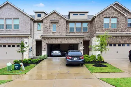 New construction Townhouse house 716 Lone Rock Dr, Anna, TX 75409 - image