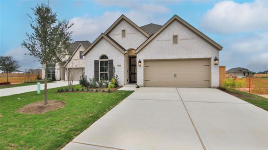 New construction Single-Family house 18722 Buttercup Farms Ln, Hockley, TX 77447 plan 2410W - image