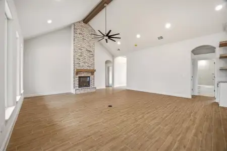 New construction Single-Family house 2017 Forest Brg, Reno, TX 76020 - image 19