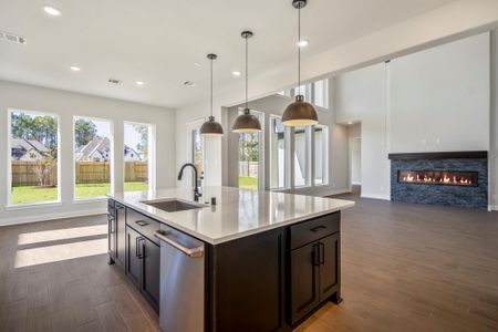 New construction Single-Family house 15816 Marigold Morning St, Conroe, TX 77302 plan Milan 4597 - image 17