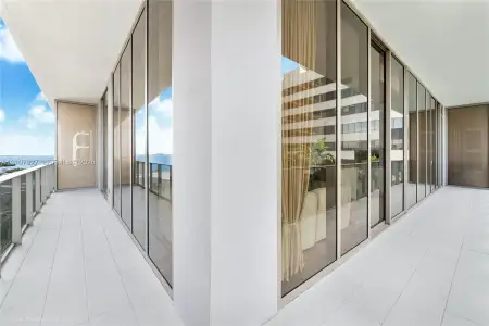 New construction Condo house 2655 S Bayshore Dr, Unit 910, Miami, FL 33133 - image