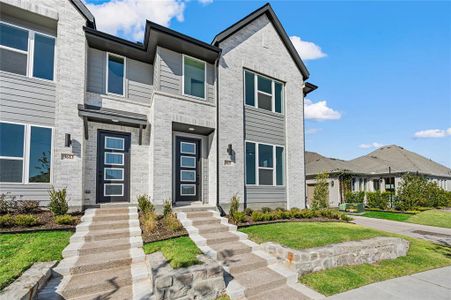 New construction Townhouse house 9617 Dahlia Blvd, Mesquite, TX 75126 - image