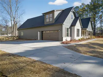 New construction Single-Family house 2203 Ridge Rd, Douglasville, GA 30134 - image