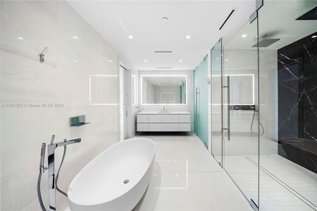 New construction Condo/Apt house 300 Biscayne Blvd Way, Unit 4802, Miami, FL 33131 - photo 26 26