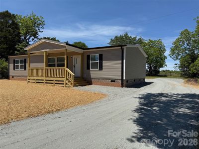 New construction Single-Family house 3932 Sunset Blvd, Shelby, NC 28152 - image