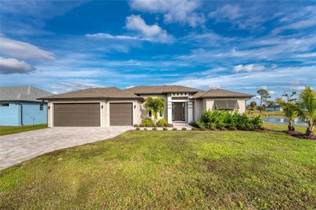 New construction Single-Family house 855 Rotonda Cir, Rotonda West, FL 33947 - image