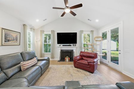 New construction Single-Family house 2021 Kings River Trl, Hollywood, SC 29449 - image 16