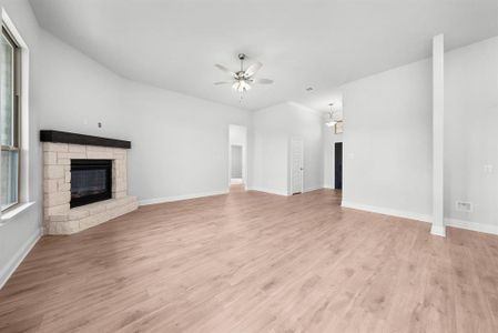 New construction Single-Family house 8292 Honeywell Ave, Greenville, TX 75402 plan Glenbrook IV - image 11