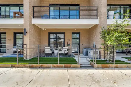 New construction Condo house 805 Pavillion St, Unit 103, Dallas, TX 75204 - image