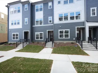 New construction Townhouse house 7022 Impulse Ct, Charlotte, NC 28205 - image