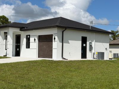 New construction Single-Family house 1300 W 10Th St, Lehigh Acres, FL 33972 - image