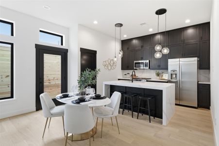 New construction Single-Family house 4605 Harrisburg Blvd, Unit B, Houston, TX 77011 - image 8