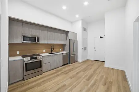 New construction Condo house 4315 S Congress Ave, Unit 105, Austin, TX 78745 plan LW1 - image 3