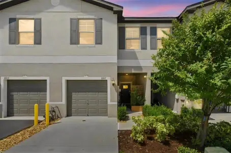 New construction Townhouse house 8217 Crescent Oaks Dr, New Port Richey, FL 34655 - image