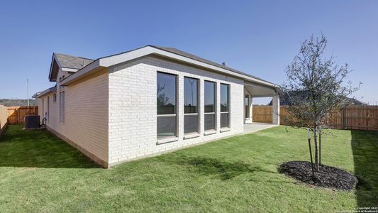 New construction Single-Family house 176 Post Oak, Castroville, TX 78009 Design 2776W- photo 23 23