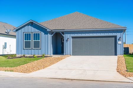 New construction Single-Family house 1513 Passmore Downs, New Braunfels, TX 78130 - photo 1 1