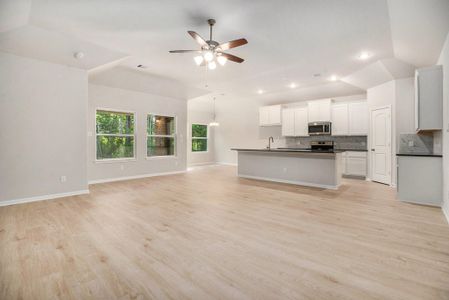 New construction Single-Family house 3170 Rd 66125, Dayton, TX 77535 plan Grayson - image 13