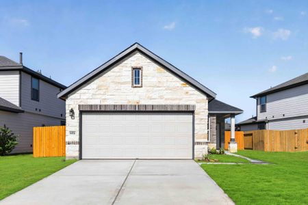 New construction Single-Family house 16836 Needlepoint Dr, Conroe, TX 77302 plan Hawthorne - image
