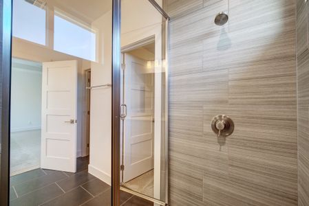 New construction Single-Family house 1531 N Red Bud Ln, Round Rock, TX 78665 plan Crowley I - image 7