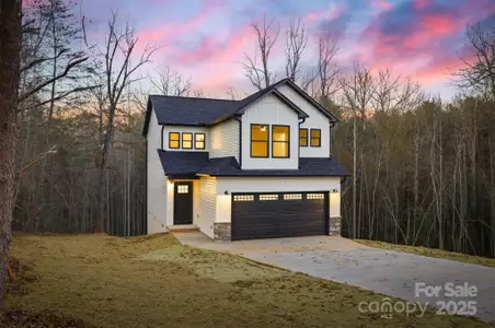 New construction Single-Family house 9389 W Ridge Dr, Hickory, NC 28601 - image