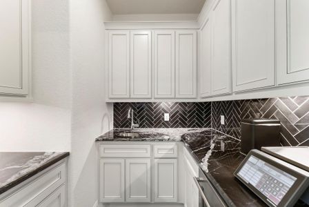 New construction Single-Family house 12932 Whitewater Wy, Conroe, TX 77302 - image 9