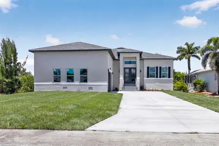 New construction Single-Family house 15809 Melport Cir, Port Charlotte, FL 33981 - image