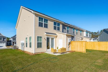 New construction Townhouse house 314 Green Fern Dr, Summerville, SC 29483 null- photo 93 93