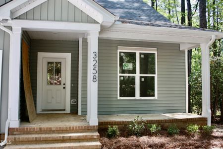 New construction Single-Family house 3258 Yorkshire Cir, Sanford, NC 27332 null- photo 0