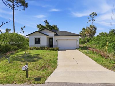 New construction Single-Family house 136 Lomas Rd, Rotonda West, FL 33947 - image