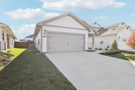 New construction Single-Family house 4025 Worth Dr, Farmersville, TX 75442 plan The Carlsbad - image